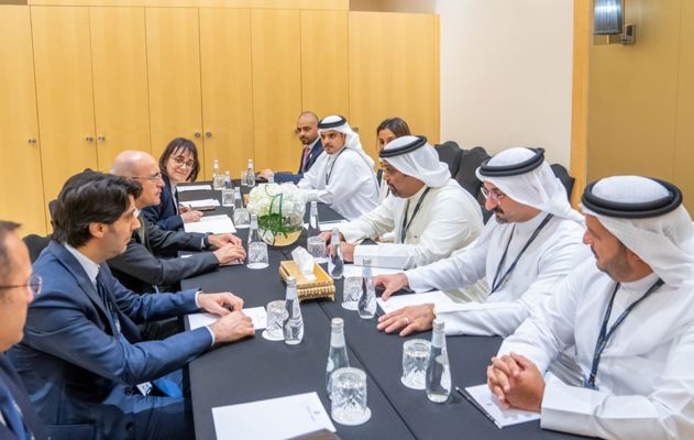 معالي وزير المالية والاقتصاد الوطني يلتقي وزير المالية بالجمهورية التركية