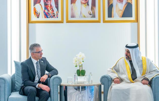 معالي وزير المالية والاقتصاد الوطني يلتقي عميد التعليم العالمي وعميد أكاديمية بابسون