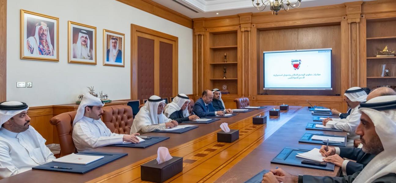 معالي وزير المالية والاقتصاد الوطني: المبادرات التي أقرها مجلس الوزراء تراعي مواصلة تقديم وتطوير الخدمات الاجتماعية للمواطنين