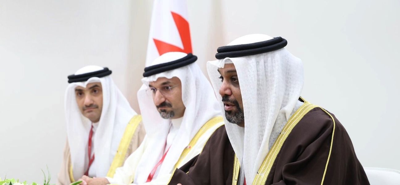 في إطار مشاركة وفد مملكة البحرين في منتدى سانت بطرسبرغ الاقتصادي الدولي 2025.. معالي وزير المالية والاقتصاد الوطني يلتقي وزير المالية الروسي