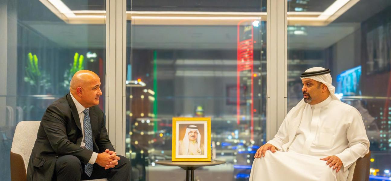 Finance Minister receives Azerbaijan State Oil Fund Chief Executive