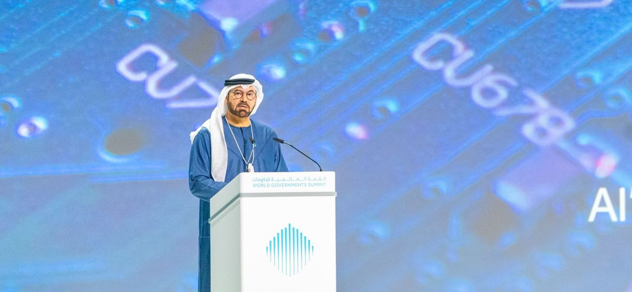 وفد مملكة البحرين يشارك في الجلسة الافتتاحية للقمة العالمية للحكومات في دبي