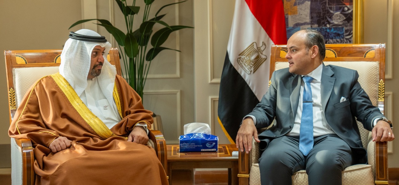 معالي وزير المالية والاقتصاد الوطني يلتقي وزير التجارة والصناعة بجمهورية مصر العربية الشقيقة