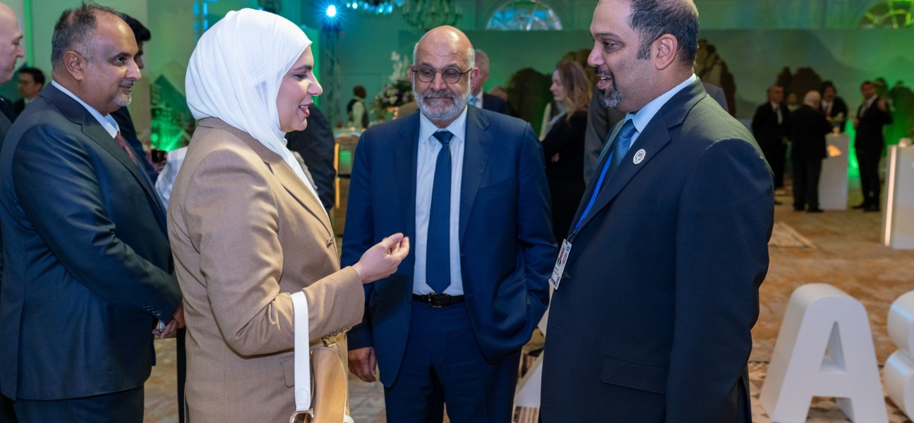 في إطار مشاركة معاليه في الاجتماعات السنويّة لصندوق النقد الدولي والبنك الدولي في واشنطن.. معالي وزير المالية والاقتصاد الوطني يحضر حفل الاستقبال السنوي لبنوك البحرين