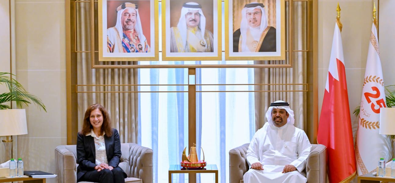 معالي وزير المالية والاقتصاد الوطني يؤكد على عمق العلاقات الأخوية التاريخية بين مملكة البحرين وجمهورية مصر العربية