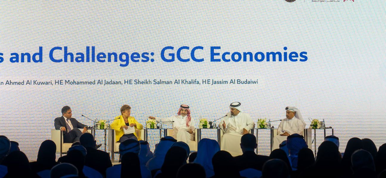 معالي وزير المالية والاقتصاد الوطني: مقتضيات المرحلة تتطلب مزيد من التنسيق والتعاون للتعامل الأمثل معها