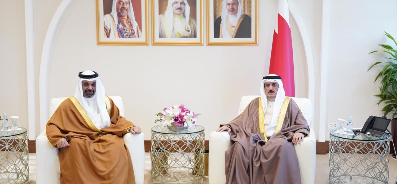 رئيس مجلس النواب يتسلم تفاصيل الميزانية العامة للدولة للسنتين الماليتين 2025 -2026